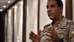 حوثی باغیوں کے خلاف برسرِپیکار سعودی اتحاد کے ترجمان کرنل ترکی المالکی نے بتایا کہ ملک کے وسط میں واقع ریاض، اور جنوب مغرب میں یمن کے ساتھ سرحد کے عین شمال میں واقع جزان شہر پر گرنے والے میزائل کے چھرّوں سے کوئی ہلاکت نہیں ہوئی ہے۔