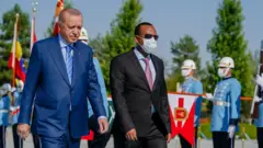 Pireezidantii Tarkii Rejeb Tayiip Erdogaan fi MM Itoophiyaa Abiy Ahimad Alii