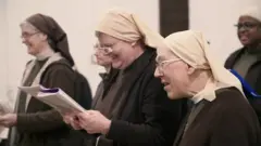 راهبه‌ها، صدرنشین پرفروش‌ترین‌‌ آلبوم‌های کلاسیک