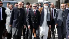 در میان ۱۲ عضو هیأت افغانستان فقط یک زن حضور دارد
