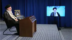خامنه ای در ارتباط تصویر