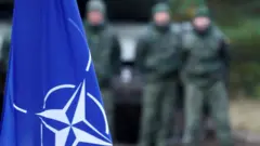 NATO bayrak