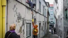 Korona virus i odnosi