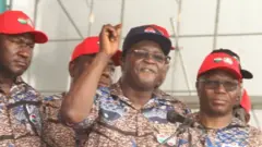 Kungiyar kwadago a Najeriya ta nuna rashin jin dadinta kan sake ba Chris Ngige ya rike ma'aikatar kwadago karo na biyu.