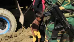 সেনাবাহিনী