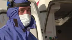 Врач скорой помощи