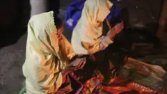 দ্য হেগে বিচারকে সামনে রেখে বিশেষ মোনাজাতের ব্যবস্থা করা হয়েছে রোহিঙ্গা ক্যাম্পগুলোতে