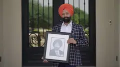 बलबीर सिंह सोढी दाढ़ी रखते थे, जिसकी वजह से उन्हें मुसलमान समझ लिया गया था.