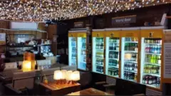 द.कोरियातला कर्मचारी नसलेला बार