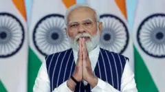 नरेंद्र मोदी