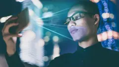 ሞባይል ዝሓዘ ሰብ