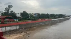 రిటైనింగ్ వాల్