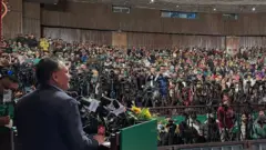 कुलमान घिसिङ उज्यालो नेपाल पार्टी घोषणा कार्यक्रममा