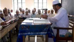 বাংলাদেশের অনেক মাদ্রাসা এবং এতিমখানা কোরবানির পশুর চামড়ার উপর নির্ভর করে।