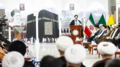 نماینده علی خامنه ای در حضور سفیر ایران در عربستان و نماینده دیگر مراجع تقلید در حج، از سعودی‌ها انتقاد کرده است