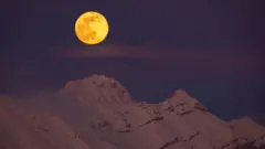 Guraandhala bara 2023 addeessi guutuun Xaaliiyaanii keessatti gaarreen Alps duubaaan mul'ate