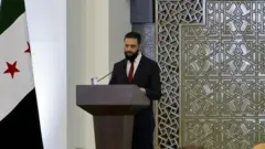 «گفتگوی ملی» دمشق؛ احمد شرع خواهان مقابله با مخلان امنیت و وحدت سوریه شد