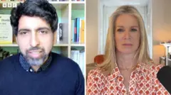 Sal Khan habla con la periodista Katty Kay.