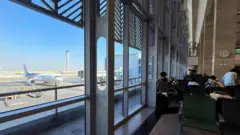 مصر تقيّد دخول السوريين إلى أراضيها