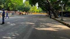 कॉकरोच जनता पार्टी: जंतर-मंतर पर प्रदर्शन हुआ ख़त्म, अभिजीत दीपके ने क्या कहा