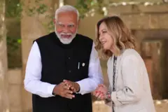 नरेंद्र मोदी