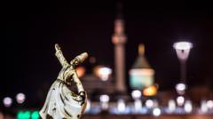 بين "عطايا" ترامب وحكمة الرومي، من يمتلك مفاتيح الثروة والعمل في العصر الرقمي؟ - جولة الصحف