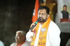 કિરીટ પટેલ, ગોપાલ ઇટાલિયા, ભાજપ, આમ આદમી પાર્ટી, વીસાવદર, બીબીસી ગુજરાતી 