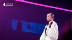 Співачка LELEKA