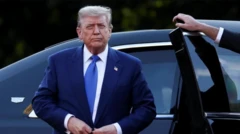 Trump sızdırılmış kəşfiyyat məlumatlarından narazıdır