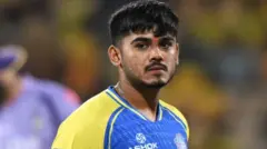 आयुष म्हात्रे