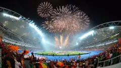 Depuis sa création en 1957, la Coupe d'Afrique des nations a donné lieu à des feux d'artifice sur le terrain et en dehors.