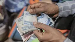 Nama birrii lakkaa'aa jiru