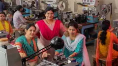 બીબીસી ગુજરાતી ભારત બાંગ્લાદેશ ગાર્મેન્ટ ઇન્ડસ્ટ્રી કાપડ ટેક્સ્ટાઈલ્સ ઉત્પાદન આયાત નિકાસ