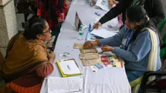 બીબીસી ગુજરાતી, ગુજરાત, બીબીસી, અમદાવાદ, સ્પેશિયલ ઇન્ટેન્સિવ રિવિઝન, પશ્ચિમ બંગાળ, મમતા બેનરજી, 