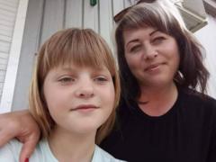 ナスティアと母親のオルガ