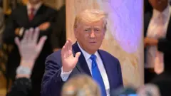 Abanegura Donald Trump bamwagiriza ko ari we yatumye baronka amajwi make