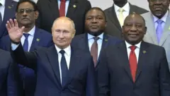 ቭላድሚር ፑቲን ከአፍሪካ መሪዎች ጋር 