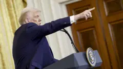 الرئيس الأمريكي دونالد ترامب