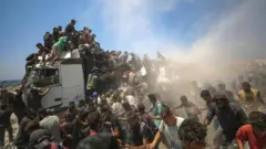 Camión de ayuda humanitaria