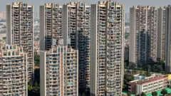 ရုပ်ကြွင်းတွေ သိမ်းဆည်းဖို့ 'အရိုးပြာ တိုက်ခန်း'လို့ခေါ်တဲ့ တိုက်ခန်းလွတ်တွေ ခေတ်စားလာ (တရုတ်ပြည်က တိုက်ခန်းတွဲတွေပုံ)