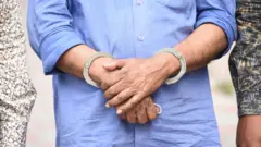 গ্রেফতার