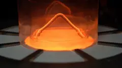 Telureto de cádmio e zinco.