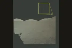 Imagens de arquivo da missão Apollo 17 à Lua. Em destaque, três luzes são visíveis acima do terreno lunar.