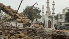 ஆக்கிரமிப்பு அகற்றப்பட்ட காட்சி 