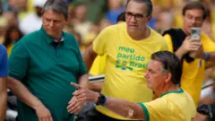 Bolsonaro, Tarcísio e Malafaia em protesto