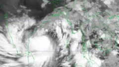 স্যাটেলাইট মানচিত্রে ঘূর্ণিঝড় অশনির সর্বশেষ অবস্থান
