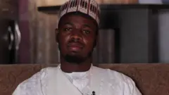 Ya ce bayan karatun da ya yi na Alƙur'ani da na zaure a matakin farko a hannun mahaifinsa, ko a gobe yana iya bude littafi ya durkusa gaban mahaifin nasa domin daukar Ilimi.