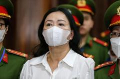 Bà Trương Mỹ Lan là người duy nhất bị đề nghị tử hình