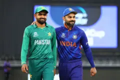 पाकिस्तानका बाबर आजम र भारतका विराट कोहली सन् २०२१ मा आयोजित टी-२० विश्वकपको एउटा खेलमा