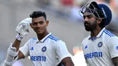 இந்தியா - ஆஸ்திரேலியா, ஜெய்ஸ்வால்
